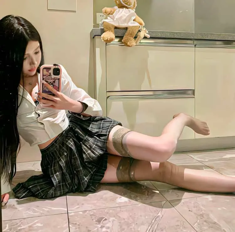 【社会派推理】《无防备都市》金明民孙艺珍：冷酷刑警与绝美扒手集团头目的危险猫鼠游戏