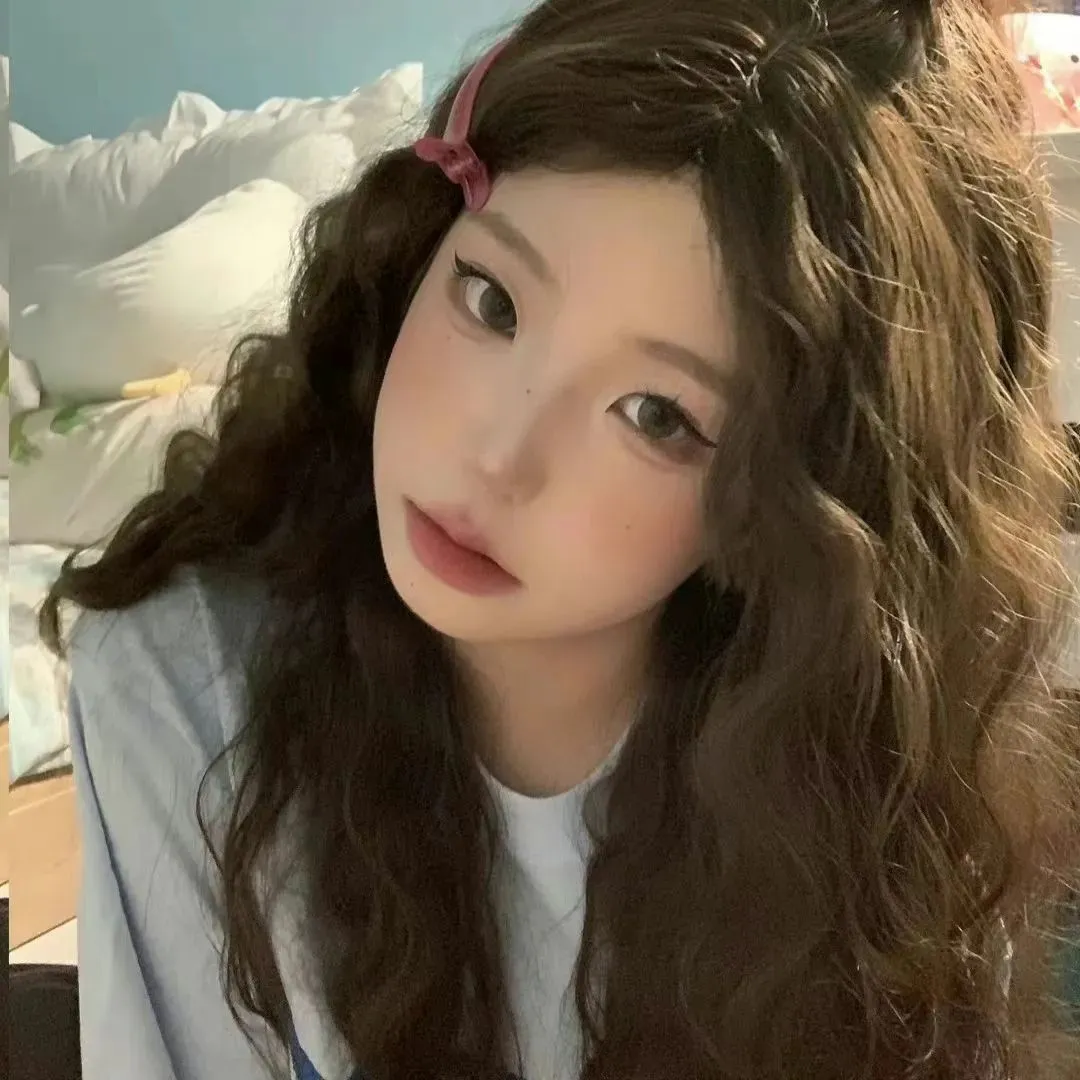 【新海诚纯爱】《云之彼端，约定的地方》超清在线：在被分裂的日本，三个少年为了拯救沉睡少女驾驶飞机冲向高塔